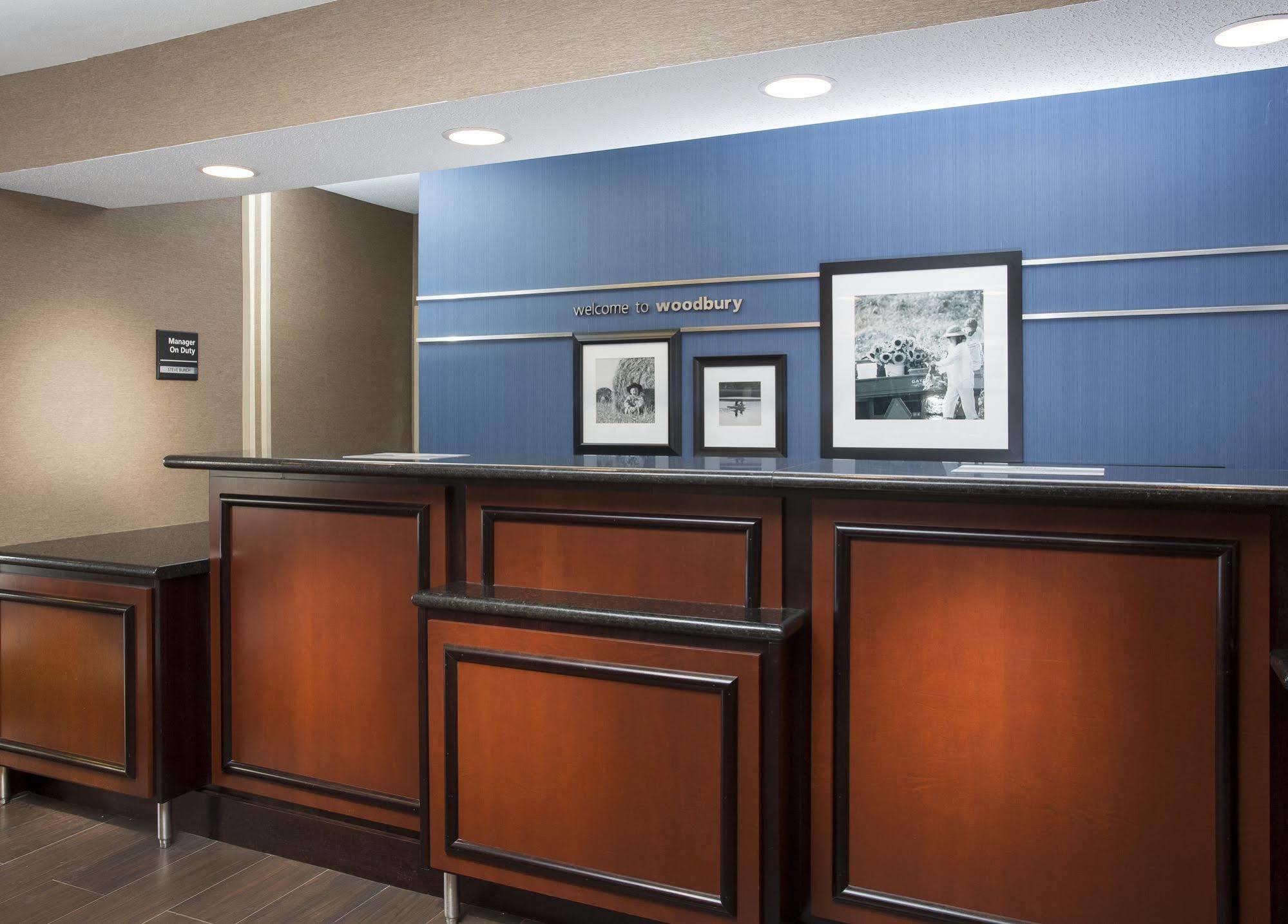 Hampton Inn Minneapolis St. Paul-Woodbury Extérieur photo